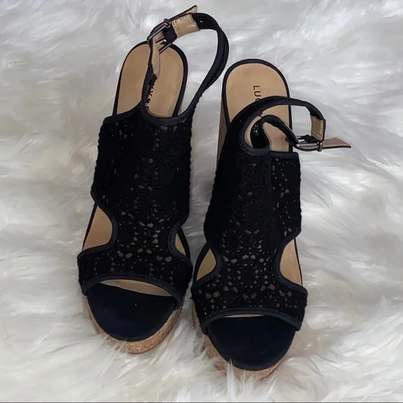 Lucky Brand Black Wedge Sandals with Lace Detail - Picture 4 of 10